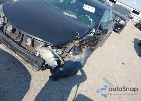 2014 Toyota Camry Se z USA, uszkodzony, nr VIN 4T1BF1FK0EU771804